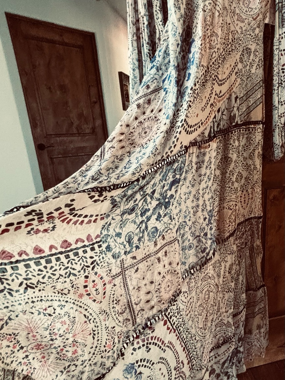 FREE PEOPLE “Moroccan Dreams” Boho Maxi Dress ~ SZ 8 ~ beige/blue/multi ~ NWT! - Picture 9 of 17